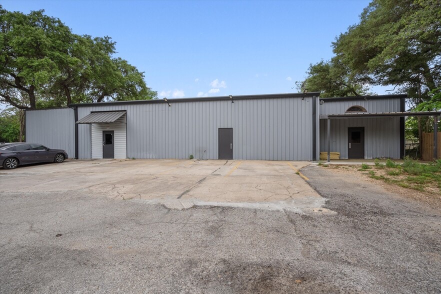 10203 Old Manchaca Rd, Austin, TX for sale - Building Photo - Image 1 of 1