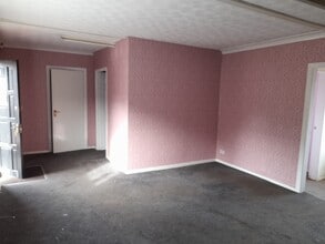 Talbot Square, Cleobury Mortimer for lease Interior Photo- Image 2 of 5