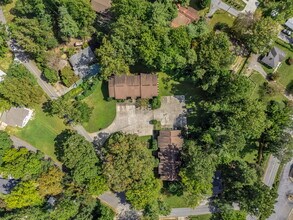 333 W Lake Ave, Hendersonville, NC - AERIAL map view - Image1