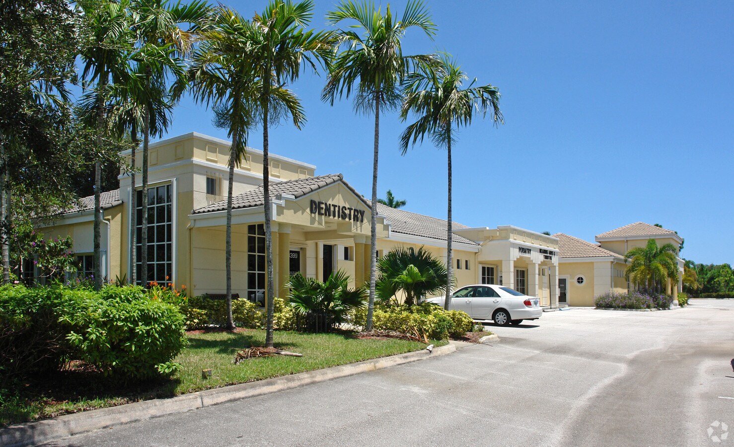 33793399 Woolbright Rd, Boynton Beach, FL 33436