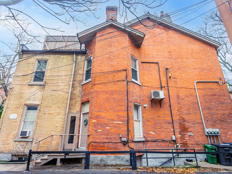 24 Webster Av, Toronto, ON for sale - Building Photo - Image 3 of 50
