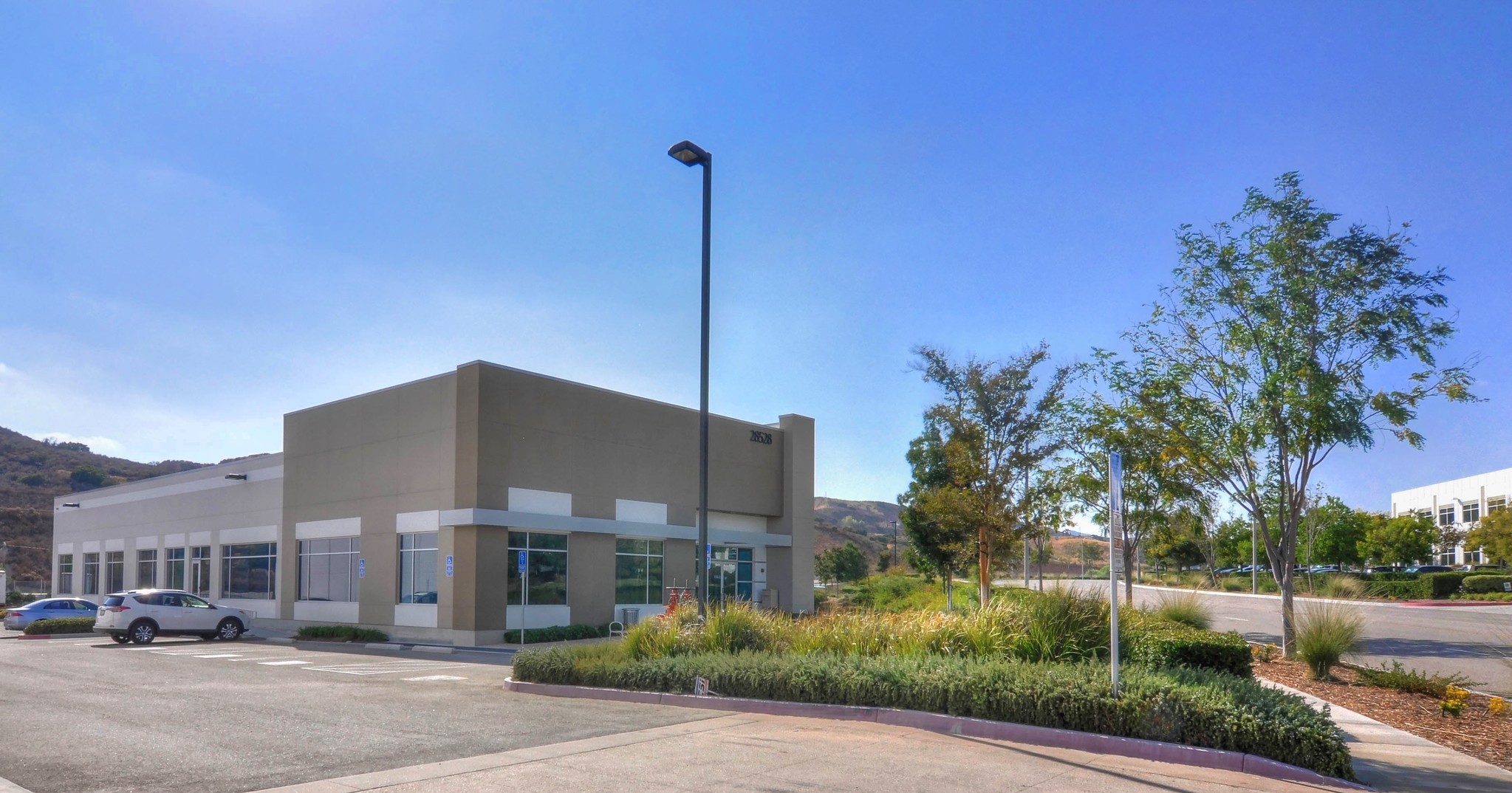 28528 Industry Dr, Valencia, CA for sale Building Photo- Image 1 of 1