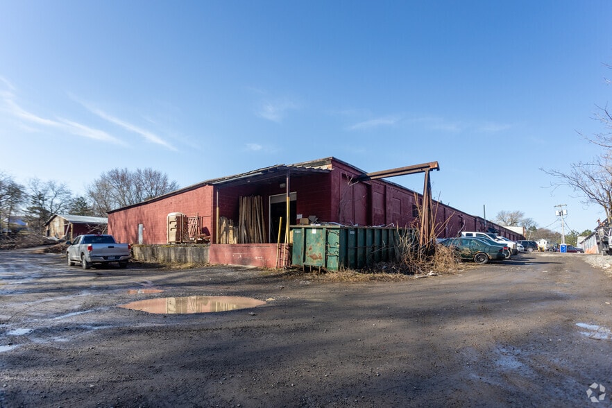 360 N Midler Ave, Syracuse, NY for sale - Building Photo - Image 1 of 1