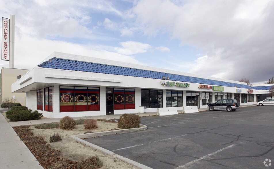 465 E Plumb Ln, Reno, NV for sale - Primary Photo - Image 1 of 7