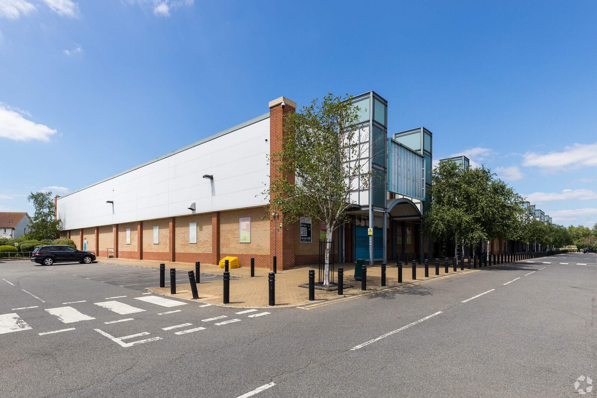 4-12 Twin Tumps Way, London for sale Building Photo- Image 1 of 1