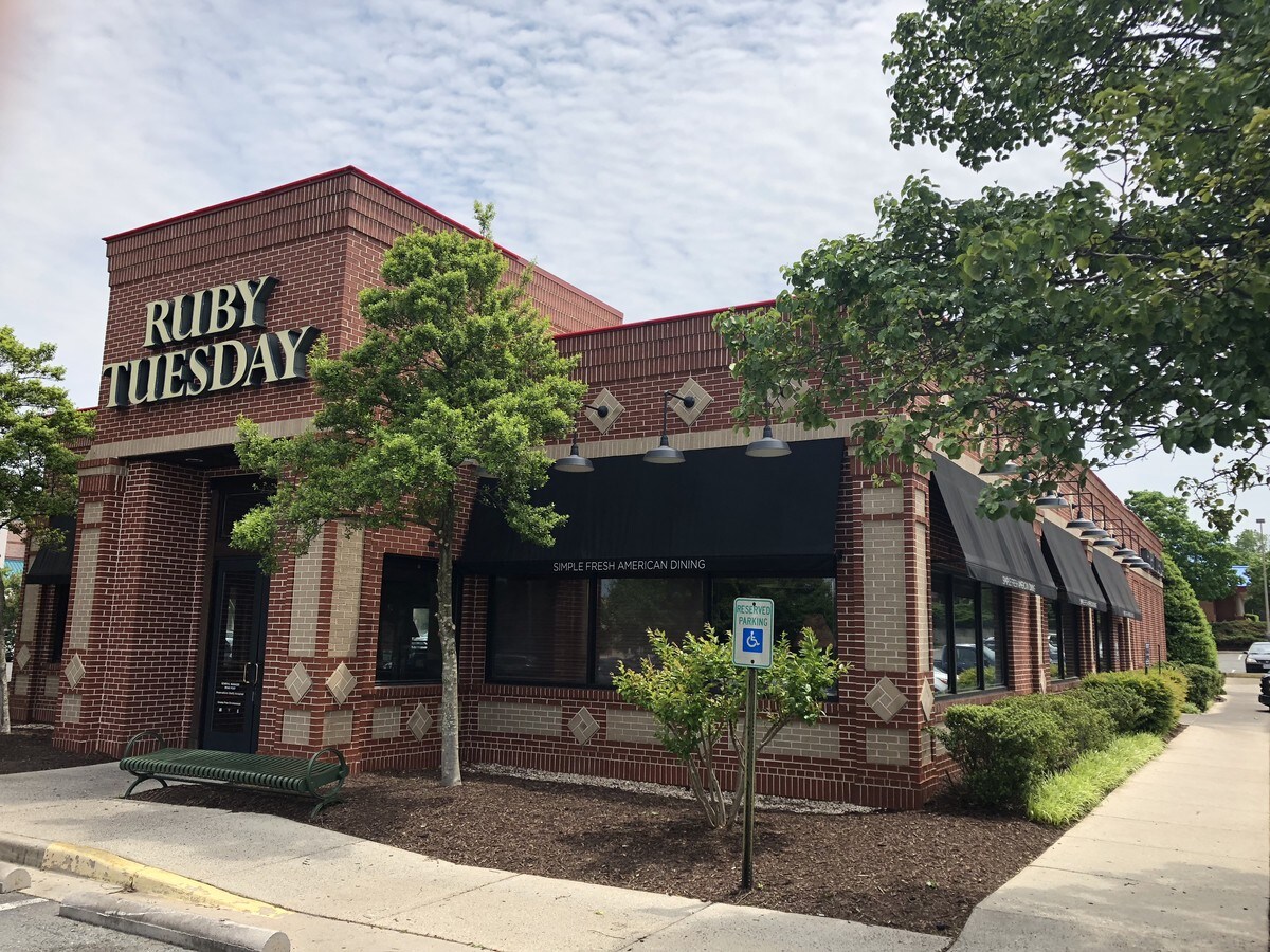 9830 W Broad St, Glen Allen, VA 23060