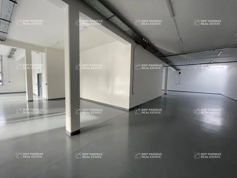 Flex in Villiers-sur-Marne for lease - Interior Photo - Image 3 of 12
