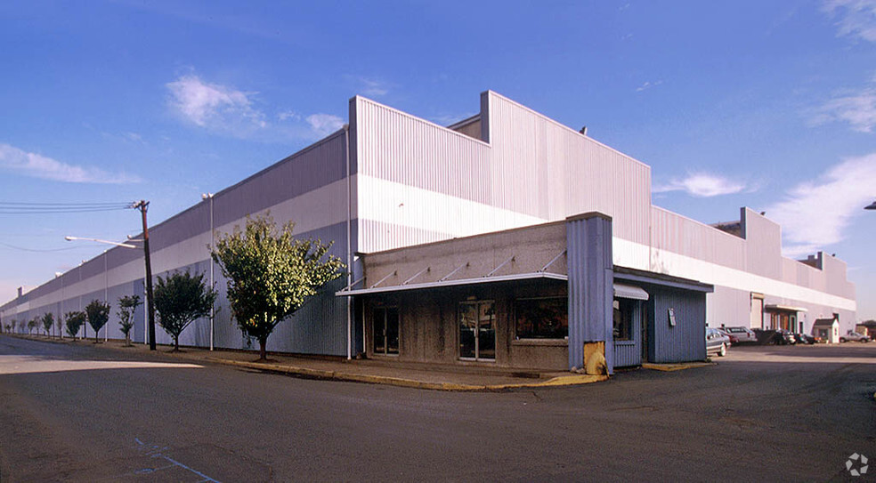 500 Supor Blvd, Harrison, NJ for lease - Building Photo - Image 1 of 30