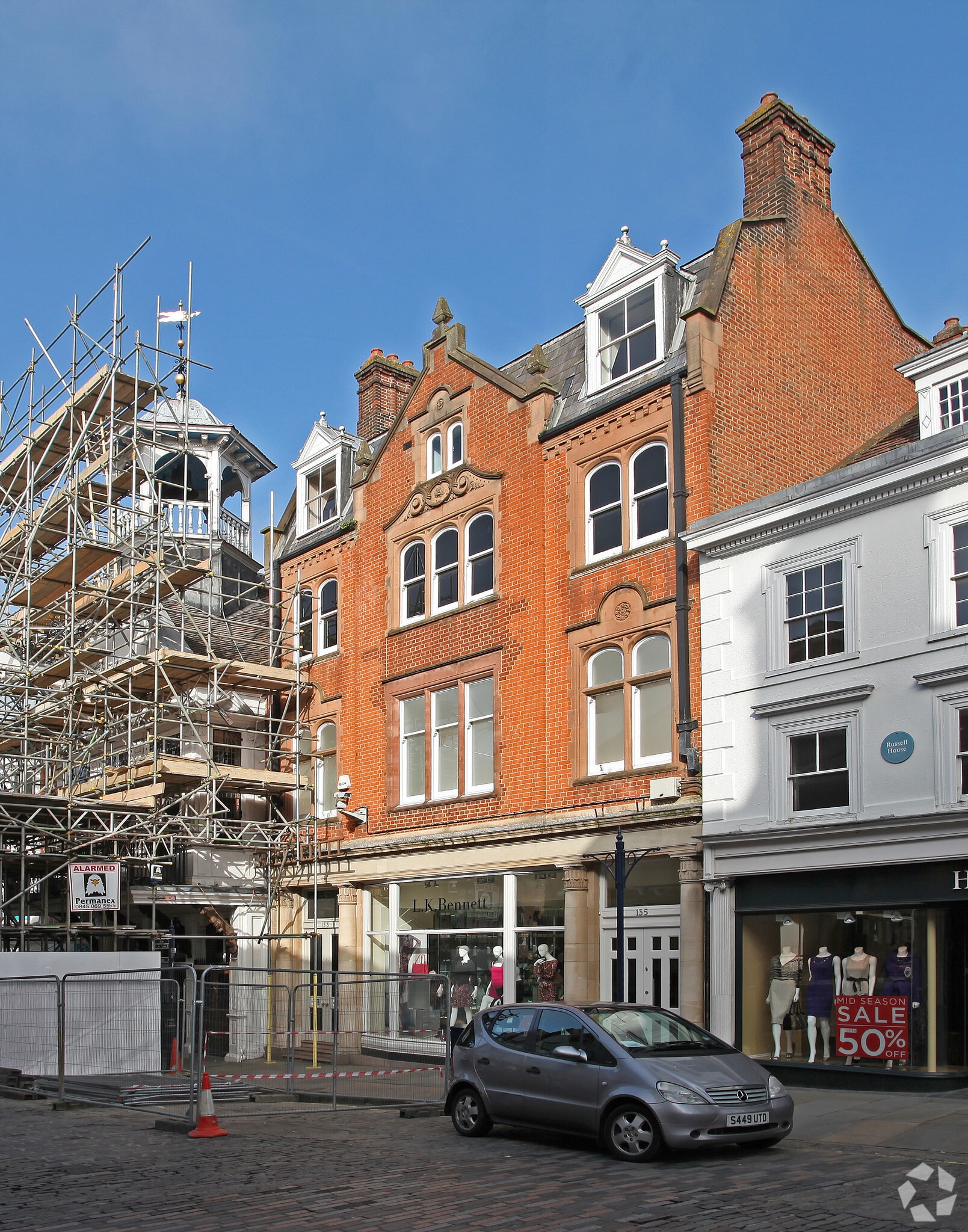133-135 High St, Staines for sale Primary Photo- Image 1 of 1