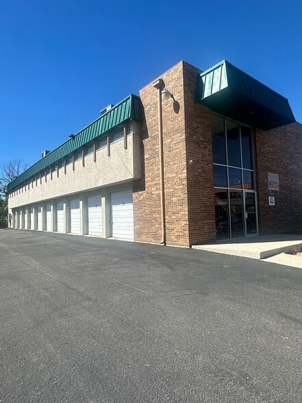 228 Auburn Dr, Colorado Springs, CO for lease - Building Photo - Image 1 of 6