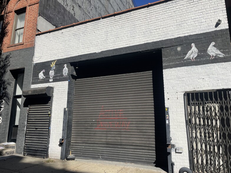 275 S 2nd St, Brooklyn, NY for lease - Building Photo - Image 1 of 3