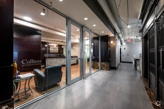 241 N Pennsylvania St, Indianapolis, IN for lease Interior Photo- Image 2 of 2