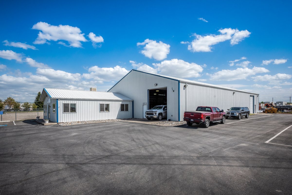 6916 W Boekel Rd, Rathdrum, ID 83858