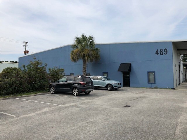 469 Long Point Rd, Mount Pleasant, SC for sale Building Photo- Image 1 of 1