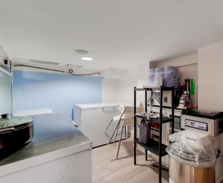 23 Manor Rd, Wallington for lease Interior Photo- Image 1 of 9