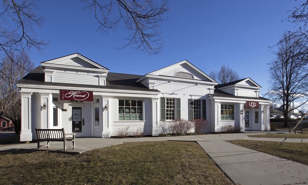 4532 Main St, Manchester Center, VT for sale - Building Photo - Image 1 of 1
