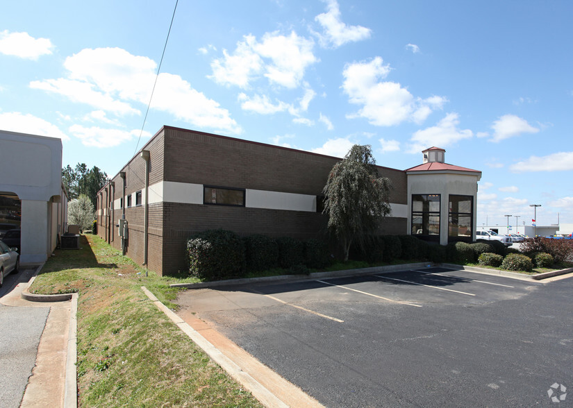 2811 Watson Blvd, Warner Robins, GA for lease - Building Photo - Image 3 of 3