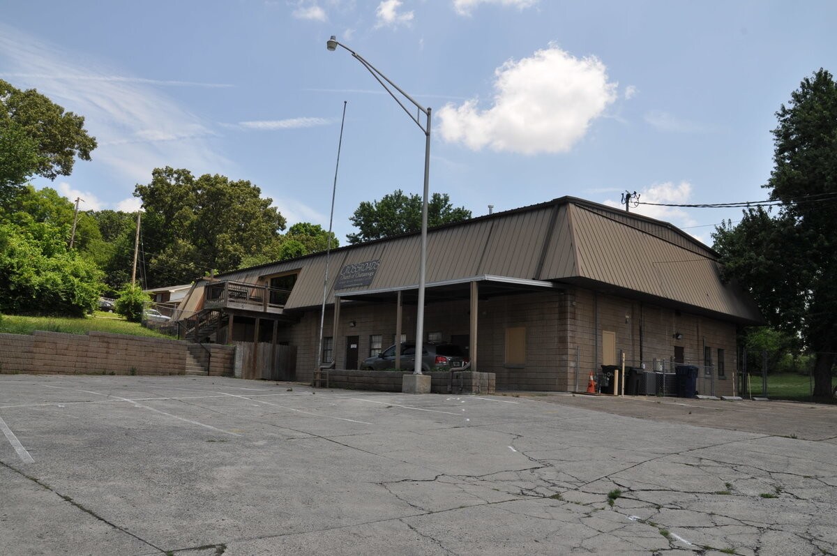 916 Carline Rd, Rossville, GA 30741 Office for Sale