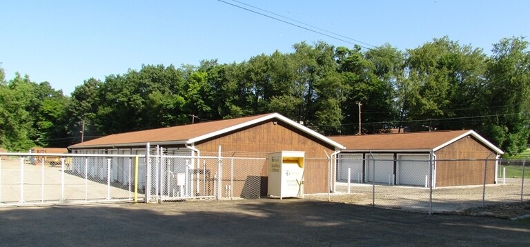 10711 Peck Rd, Mantua, OH for sale - Primary Photo - Image 1 of 1