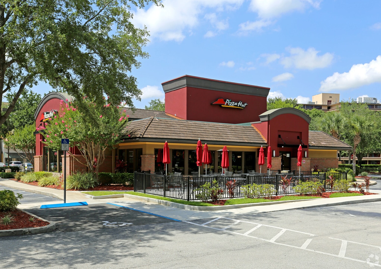 9100 International Dr, Orlando, FL for lease Building Photo- Image 1 of 4