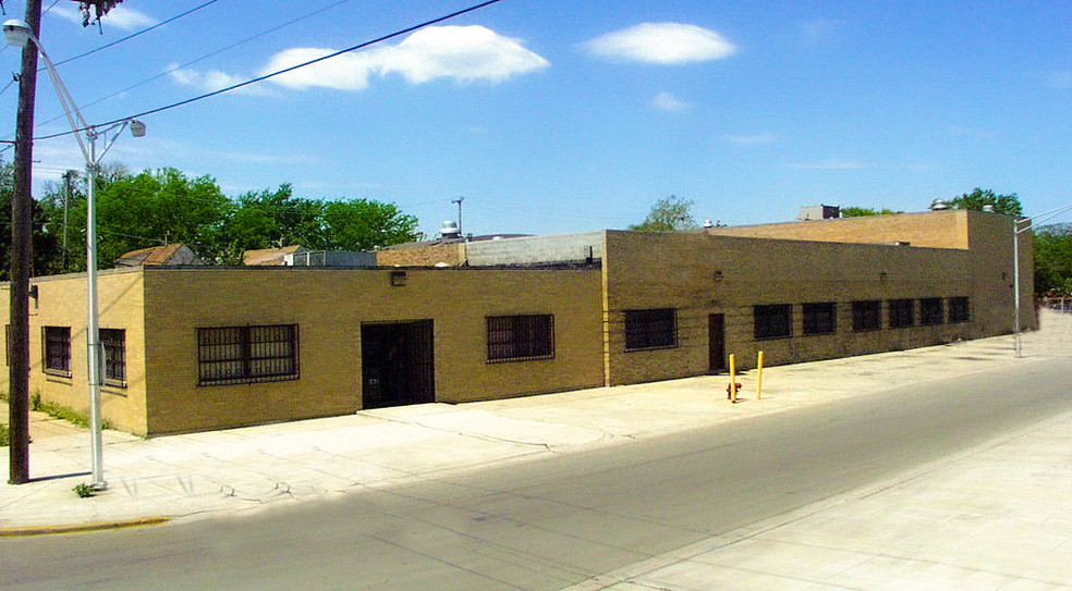 3300-3306 N Knox Ave, Chicago, IL for lease - Building Photo - Image 3 of 14