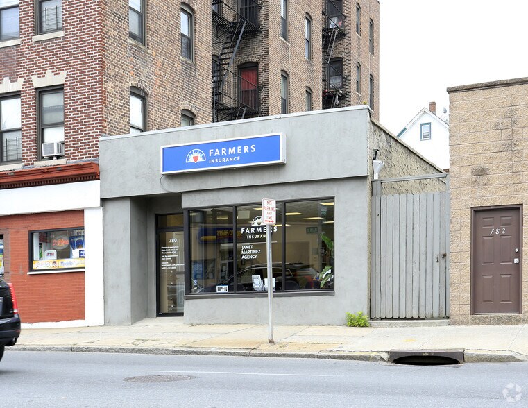 780 Main St, New Rochelle, NY for sale - Primary Photo - Image 1 of 1