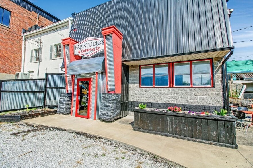 205 N Race St, Glasgow, KY for sale - Primary Photo - Image 2 of 15