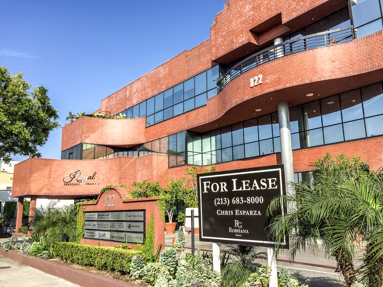 822 S Robertson Blvd, Los Angeles, CA for lease - Building Photo - Image 1 of 1