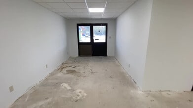 4244 University Blvd S, Jacksonville, FL for lease - Commercial Listing Video