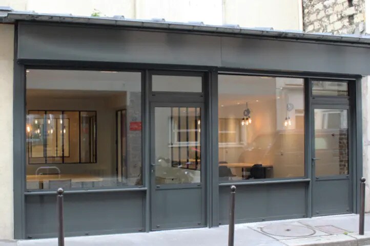 Office in Paris for sale - Building Photo - Image 1 of 8