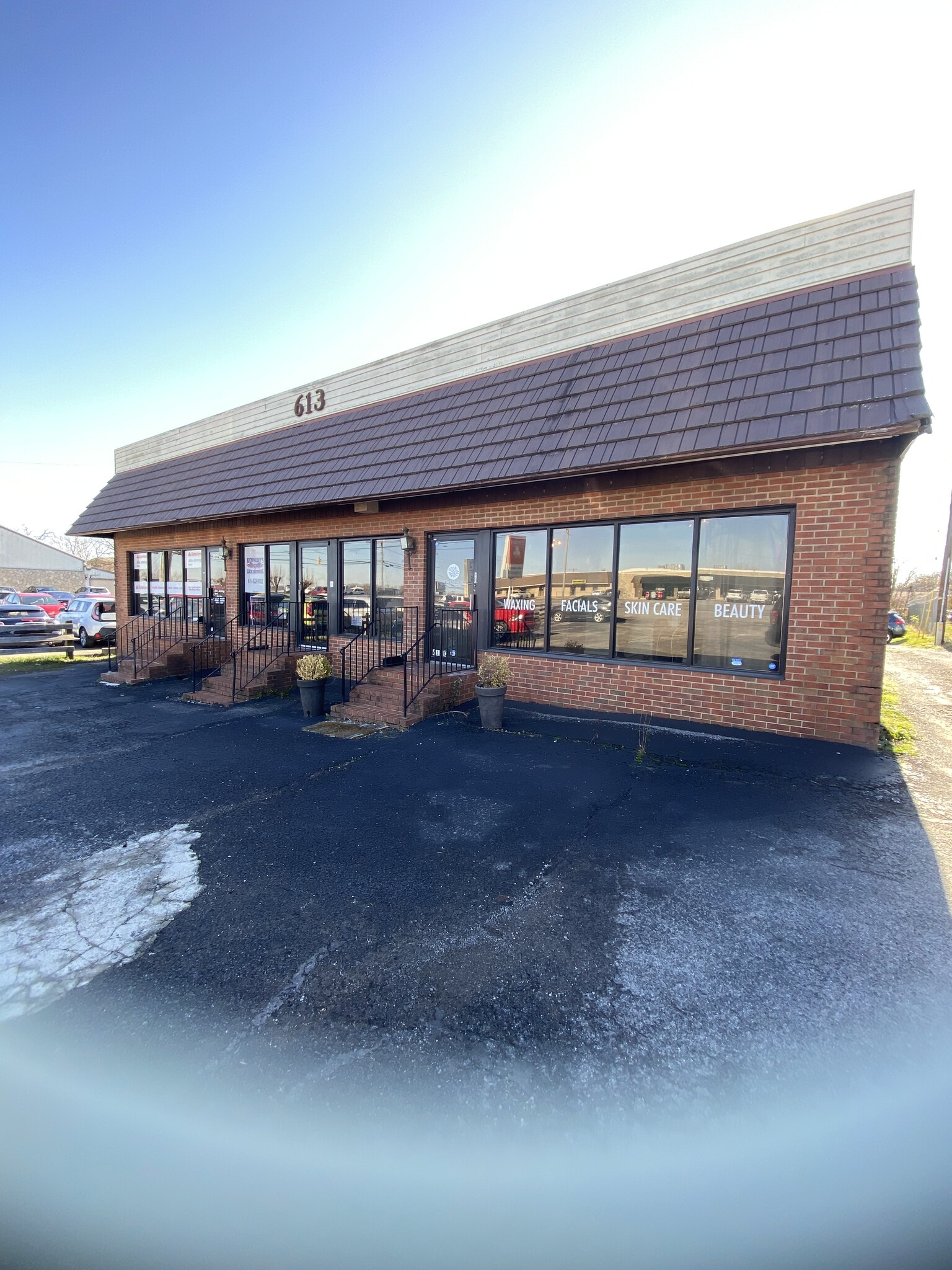 613 W Main St, Hendersonville, TN for sale Building Photo- Image 1 of 1