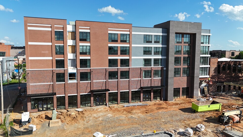 121 Virginia Place, High Point, NC for lease - Building Photo - Image 2 of 4