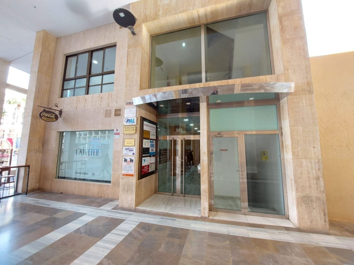 Office in El Ejido, Almería for sale Building Photo- Image 1 of 18