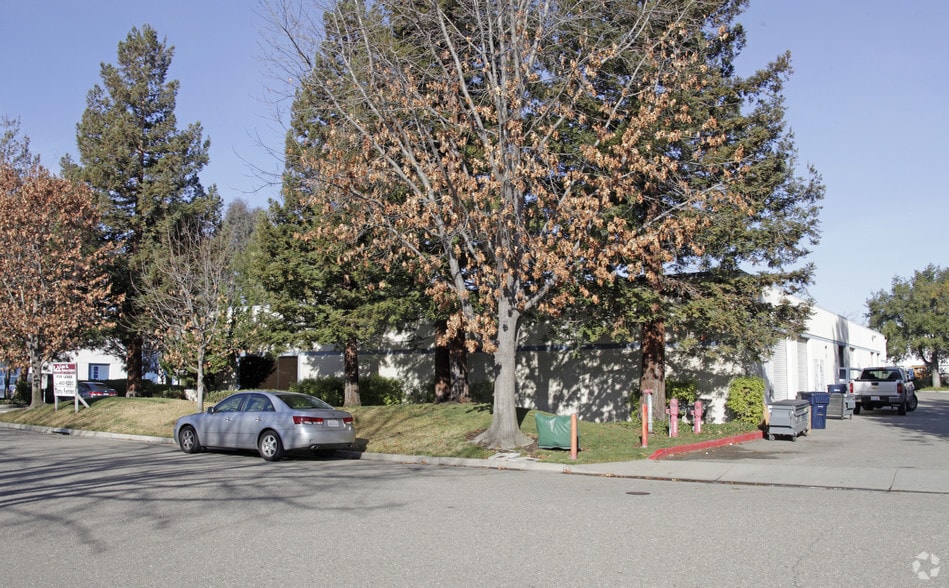 5662 La Ribera St, Livermore, CA for lease - Building Photo - Image 2 of 3