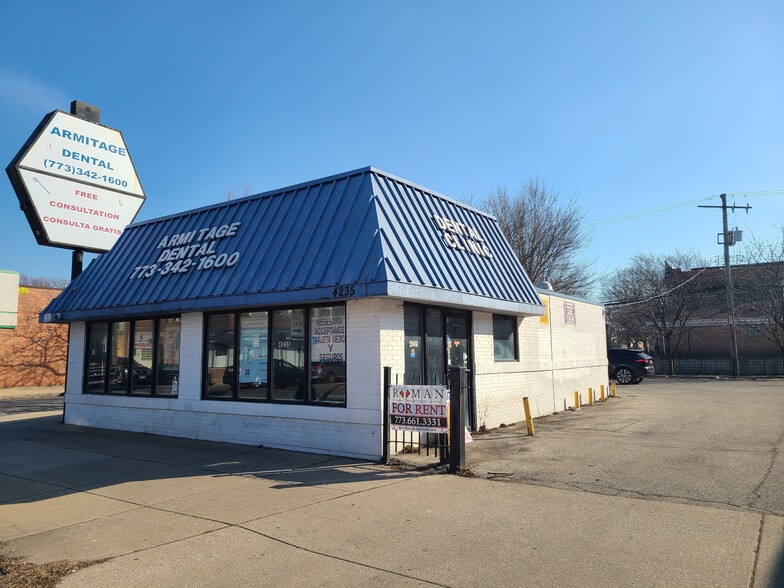 4235 W Armitage Ave, Chicago, IL for sale - Building Photo - Image 2 of 20