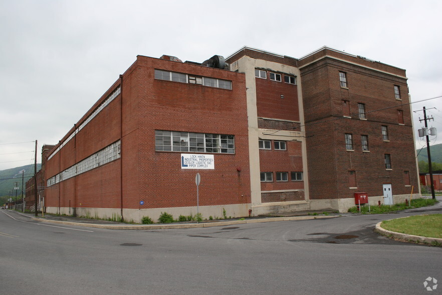 820 E Bald Eagle St, Lock Haven, PA for lease - Building Photo - Image 1 of 9