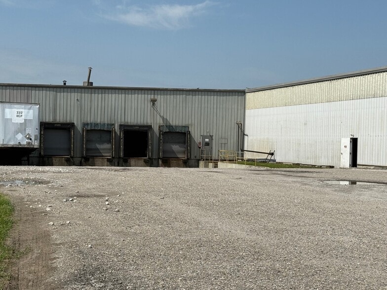 107 Industrial Rd, Williamstown, KY for sale - Building Photo - Image 3 of 10