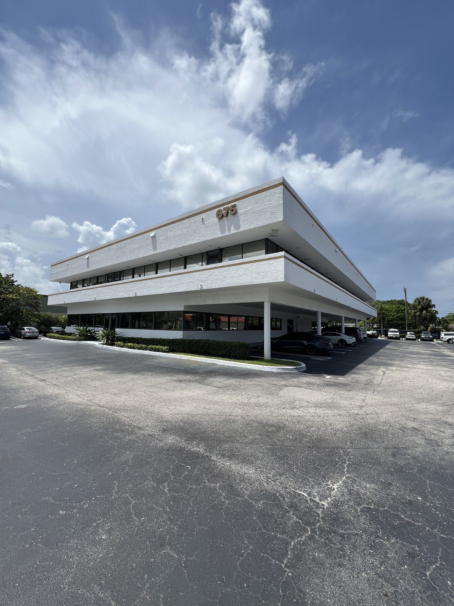 675 W Indiantown Rd, Jupiter, FL for lease Building Photo- Image 1 of 16