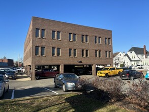 176 N Village Ave, Rockville Centre, NY for lease Building Photo- Image 1 of 8