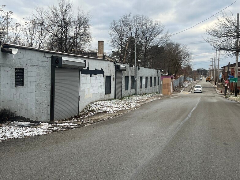 408 N Braddock Ave, Pittsburgh, PA 15208