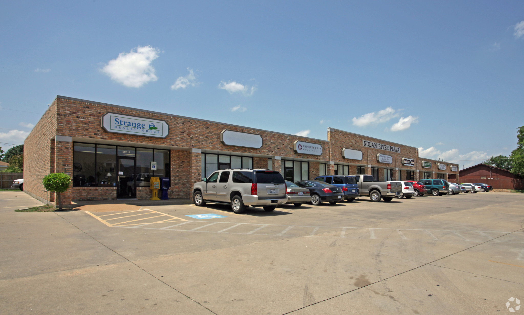 605 N Nolan River Rd, Cleburne, TX for lease Primary Photo- Image 1 of 3