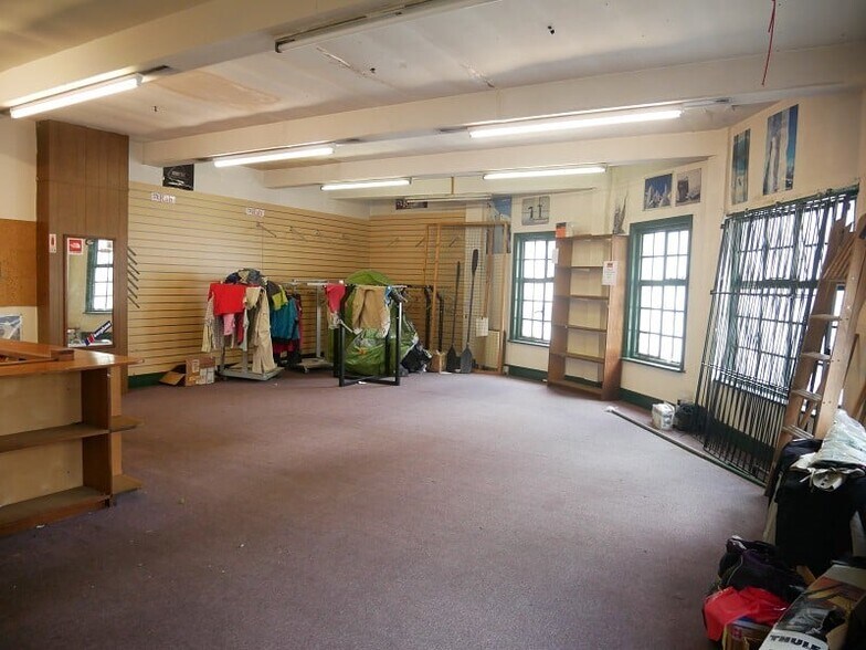 Ship Street & 5 Wheat Street portfolio of 2 properties for sale on LoopNet.com - Interior Photo - Image 3 of 7