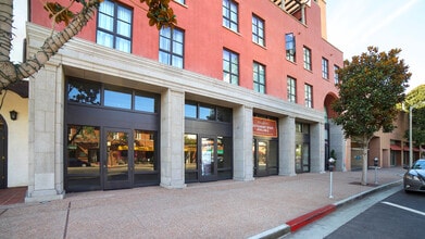 10850 Lindbrook Dr, Los Angeles, CA for lease Interior Photo- Image 1 of 6