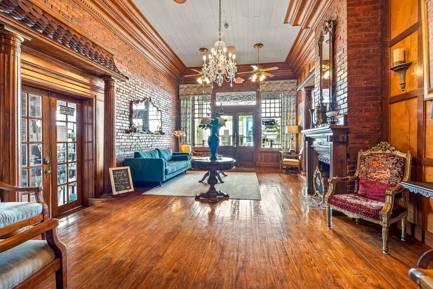 Downtown Hogansville Commercial portfolio of 18 properties for sale on LoopNet.com - Building Photo - Image 3 of 102