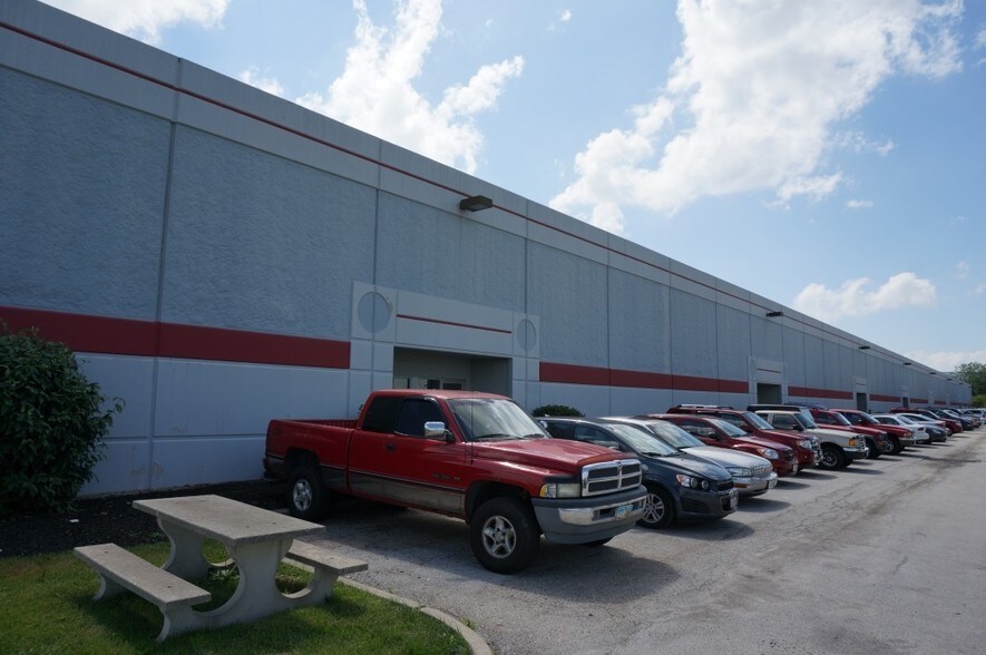 2780-2880 Old State Route 73, Wilmington, OH for sale - Building Photo - Image 1 of 1