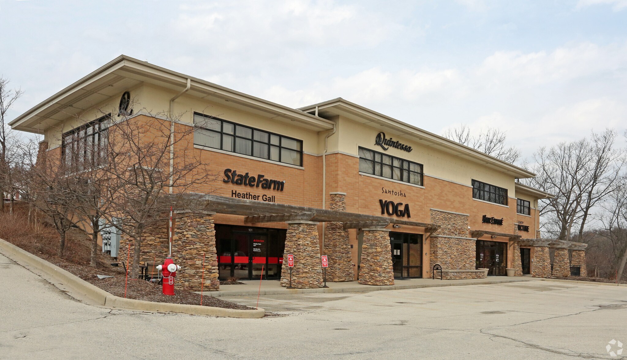 W307N1497 Golf Rd, Delafield, WI for sale Primary Photo- Image 1 of 1