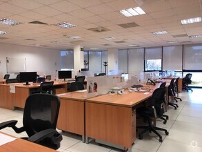 Office in Las Rozas de Madrid, MAD for lease Interior Photo- Image 2 of 7