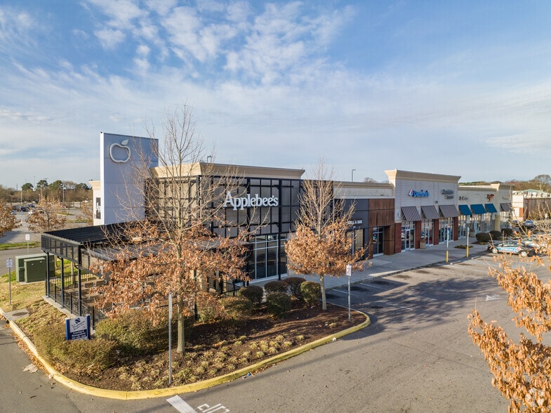 7740-7870 Tidewater Dr, Norfolk, VA for lease - Building Photo - Image 1 of 6