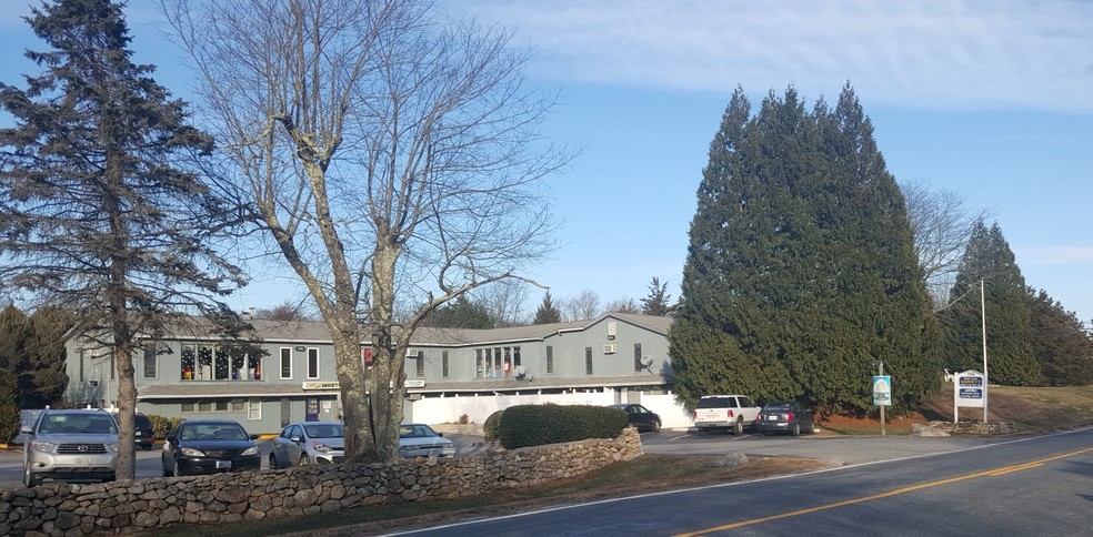 750 East Rd, Tiverton, RI for sale - Building Photo - Image 1 of 1