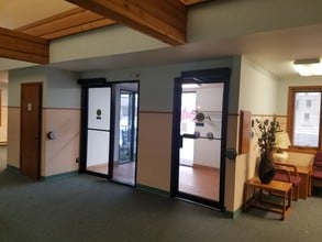 601 Buffalo St, Manitowoc, WI for lease Interior Photo- Image 2 of 16